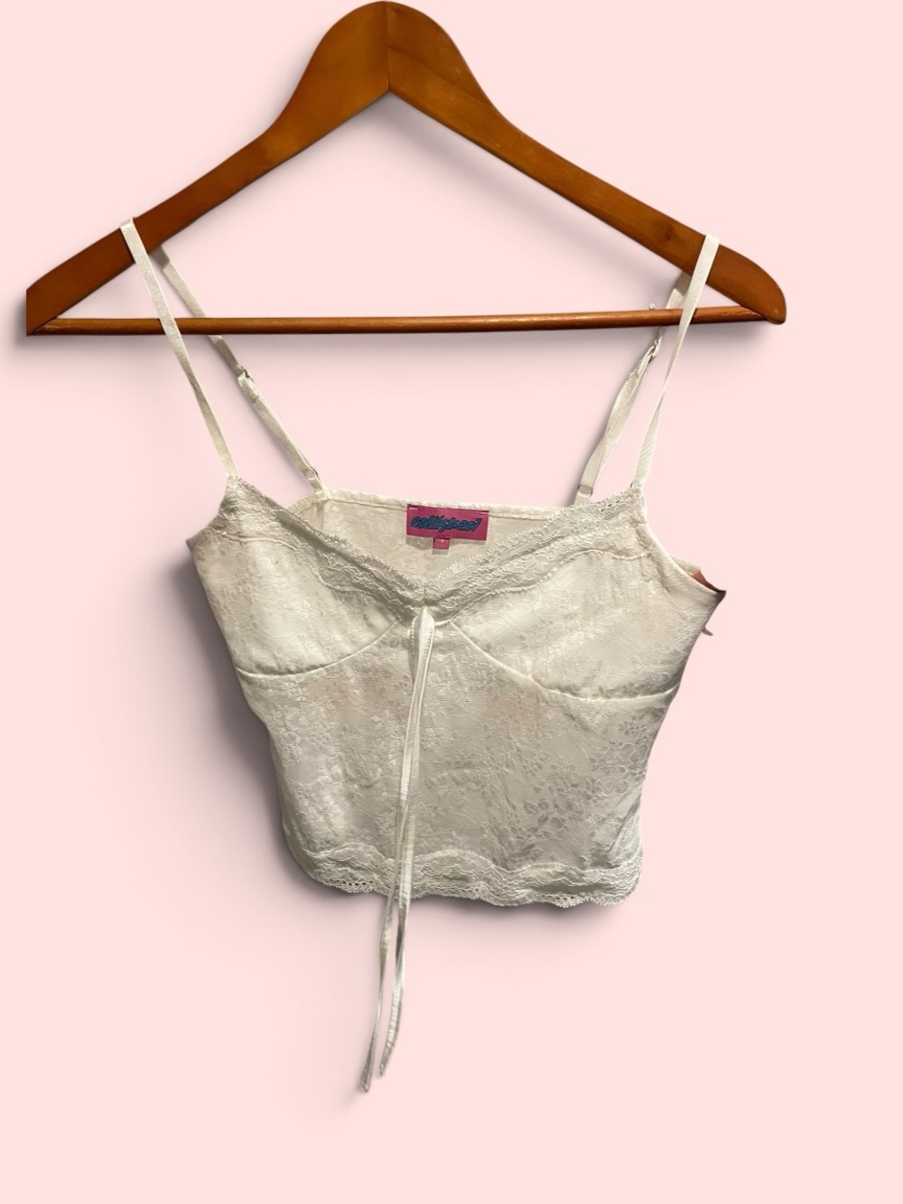 Cute vanilla lace crop Y2K style Edikted crop top tie accent cami indie sleaze